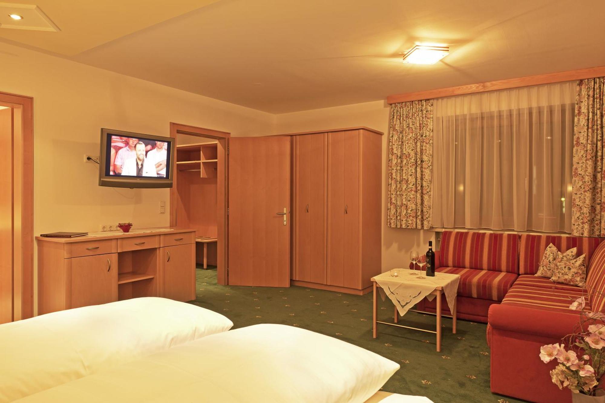 Hotel Angelika Σανκτ Αντόν αμ Άλμπεργκ Δωμάτιο φωτογραφία