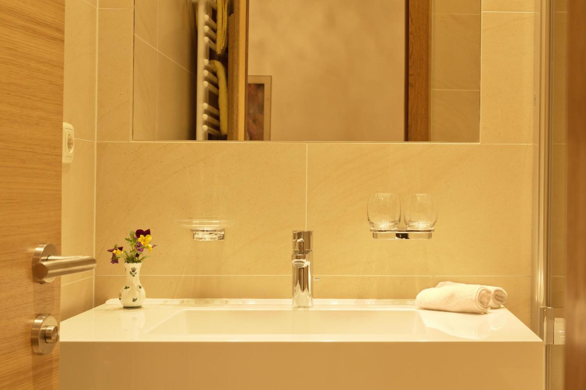Hotel Angelika Σανκτ Αντόν αμ Άλμπεργκ Δωμάτιο φωτογραφία